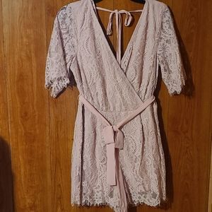💗Row A 💗 lace romper💗